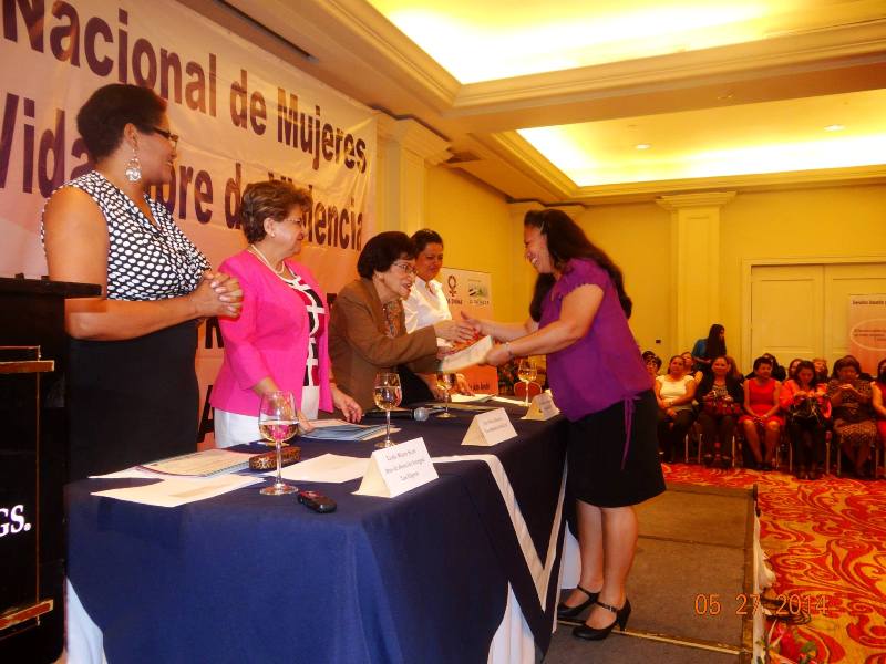CLAUSURA II ENCUENTRO NACIONAL DE MUJERES | 2014